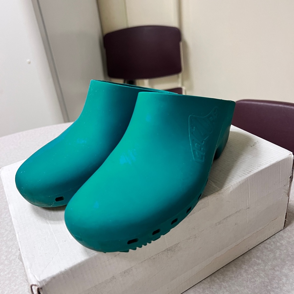 Calzuro clogs